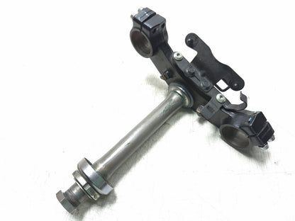 2019 Kawasaki Z400 Er400d Front Fork Lower Triple Tree OEM