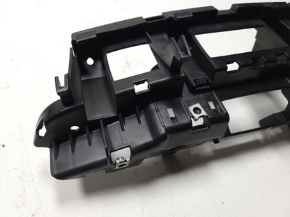 2015 Audi Q7 Front Seat Trim W/ Guide Sleeve Passenger Side Right 7 Pcs OEM