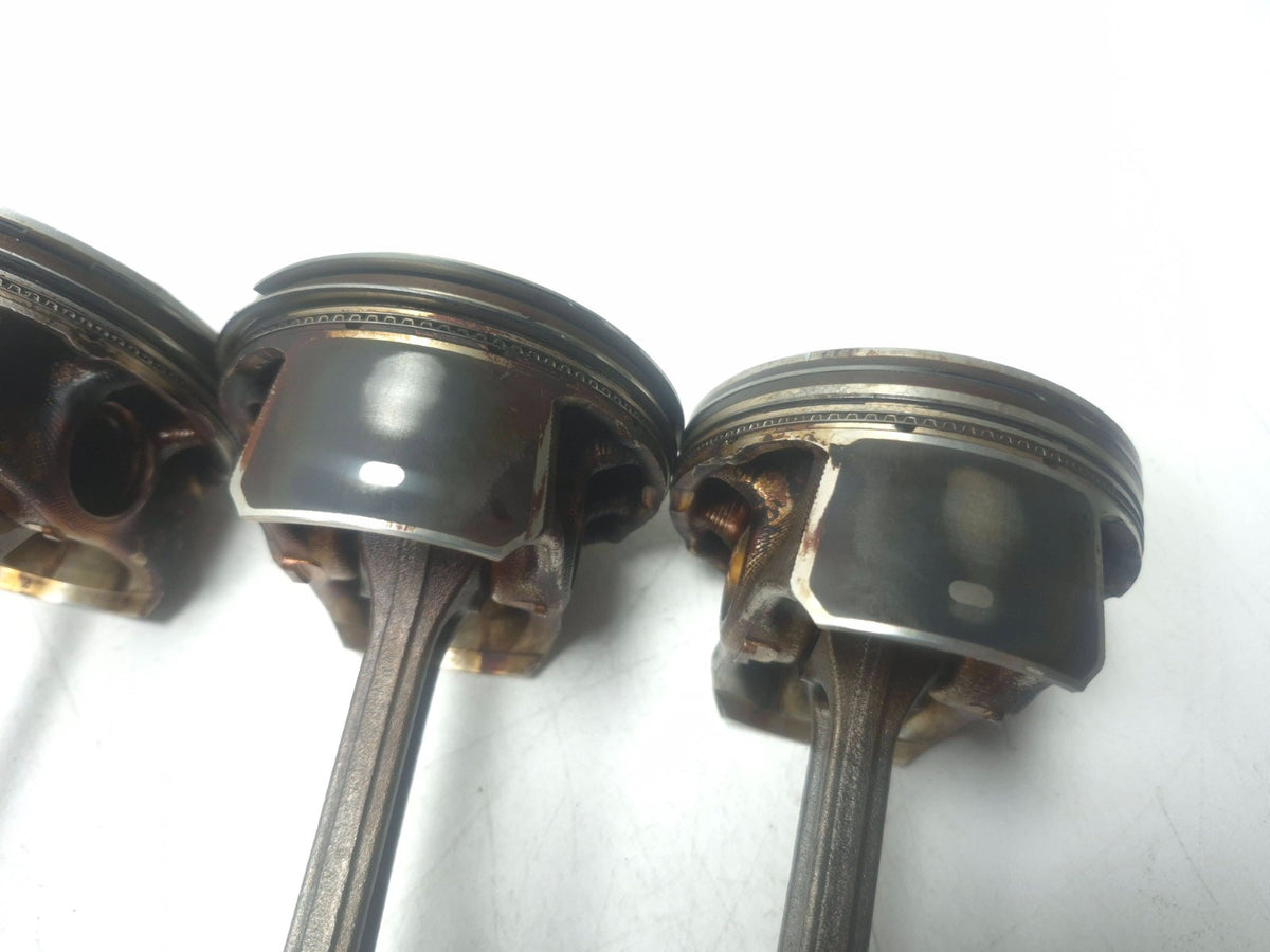2014 Mazda 3 2.0l Engine Connecting Rod W/ Piston 4 Pcs OEM
