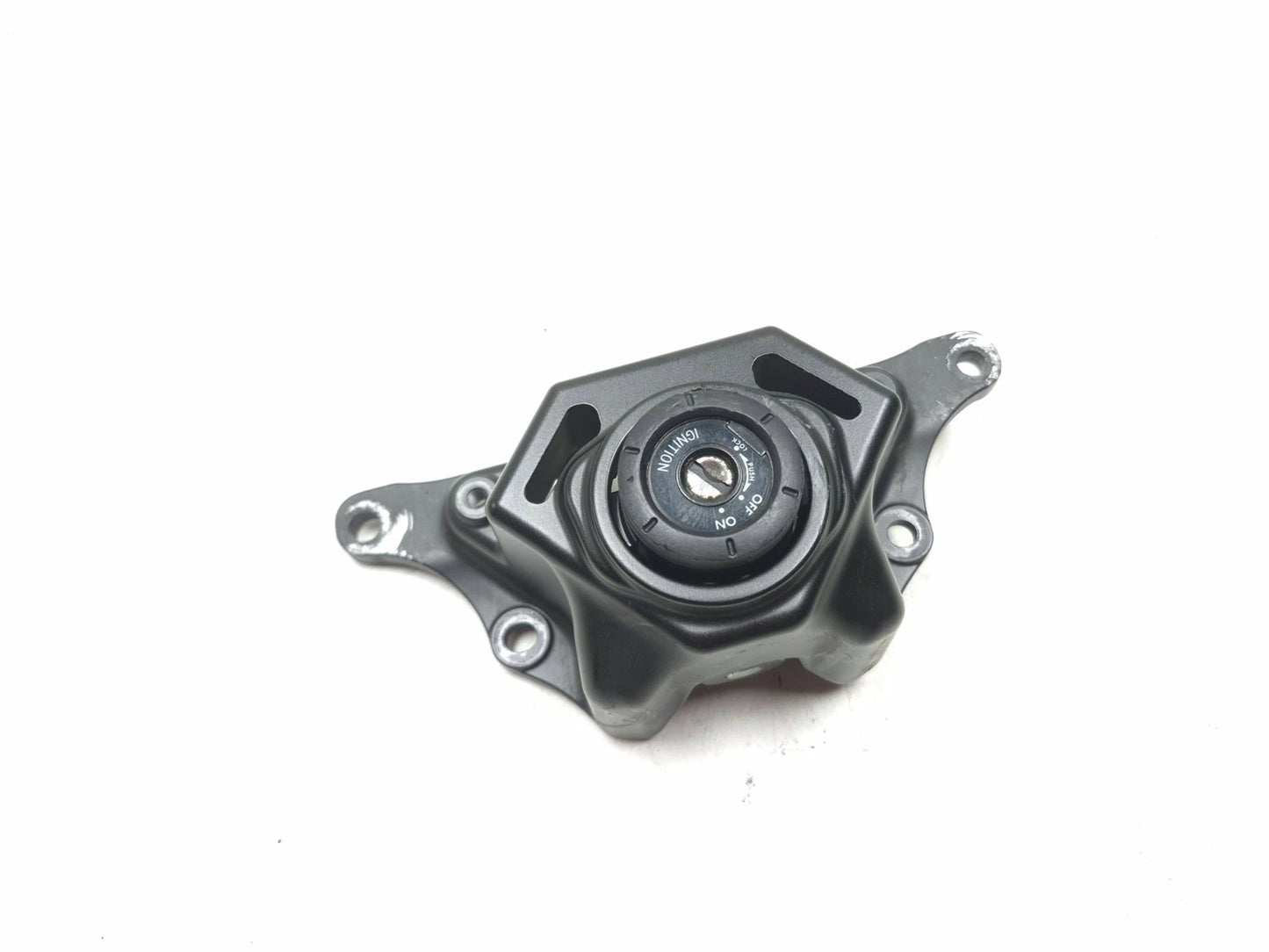 2025 Yamaha Xsr900 Igniton Lock Switch & Fuel Cap Pair OEM