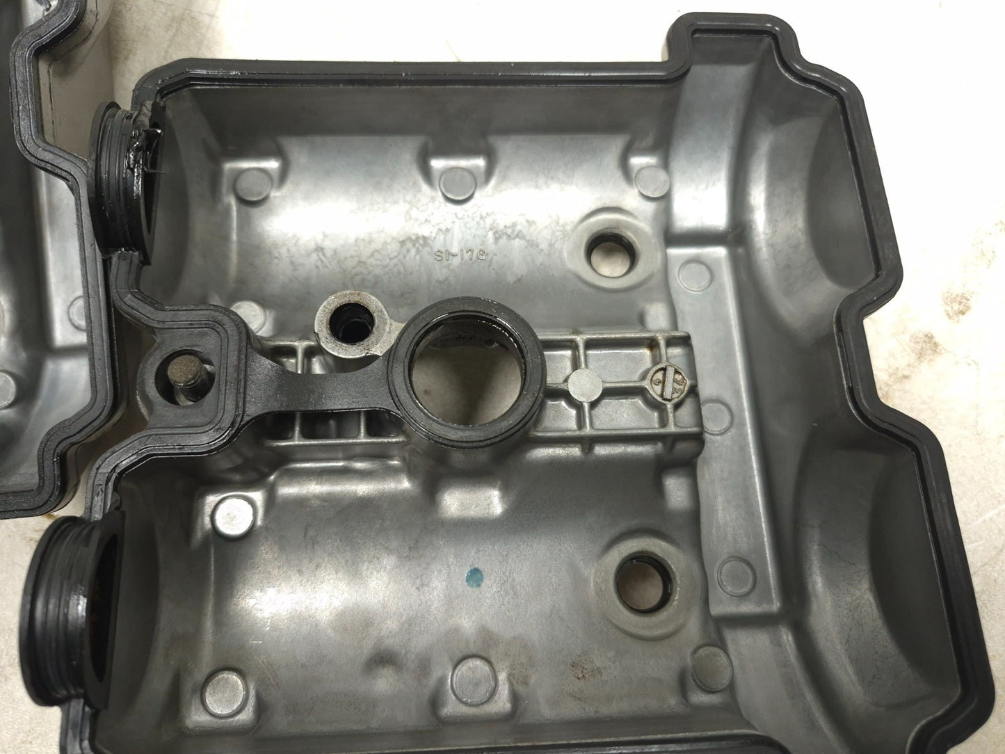 2003 Suzuki Sv650 Engine Head Valve Cover Pair OEM