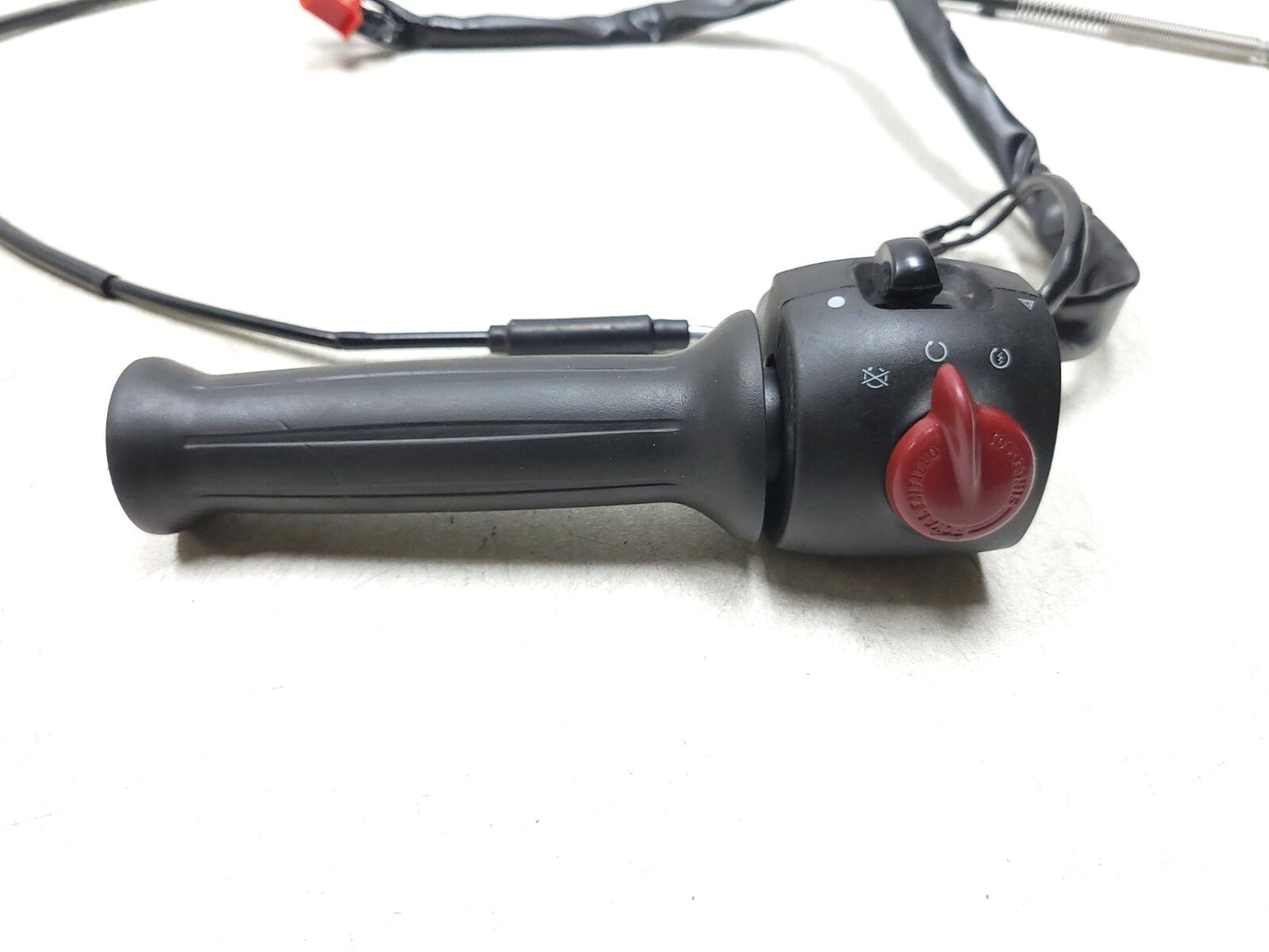 2024 Royal Enfield Bullet 350 Right Handlebar Kill Switch & Throttle Grip OEM