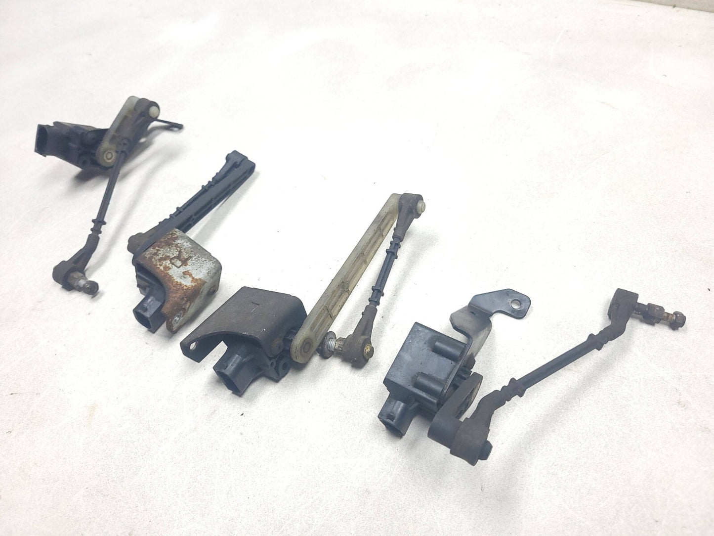 2007 Range Rover Suspension Height Level Sensor Front & Rear 4 Pcs OEM