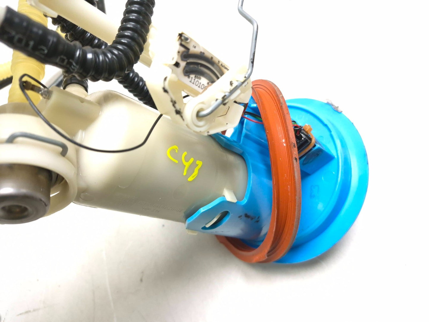 2011 Volkswagen Tiguan Fuel Pump OEM