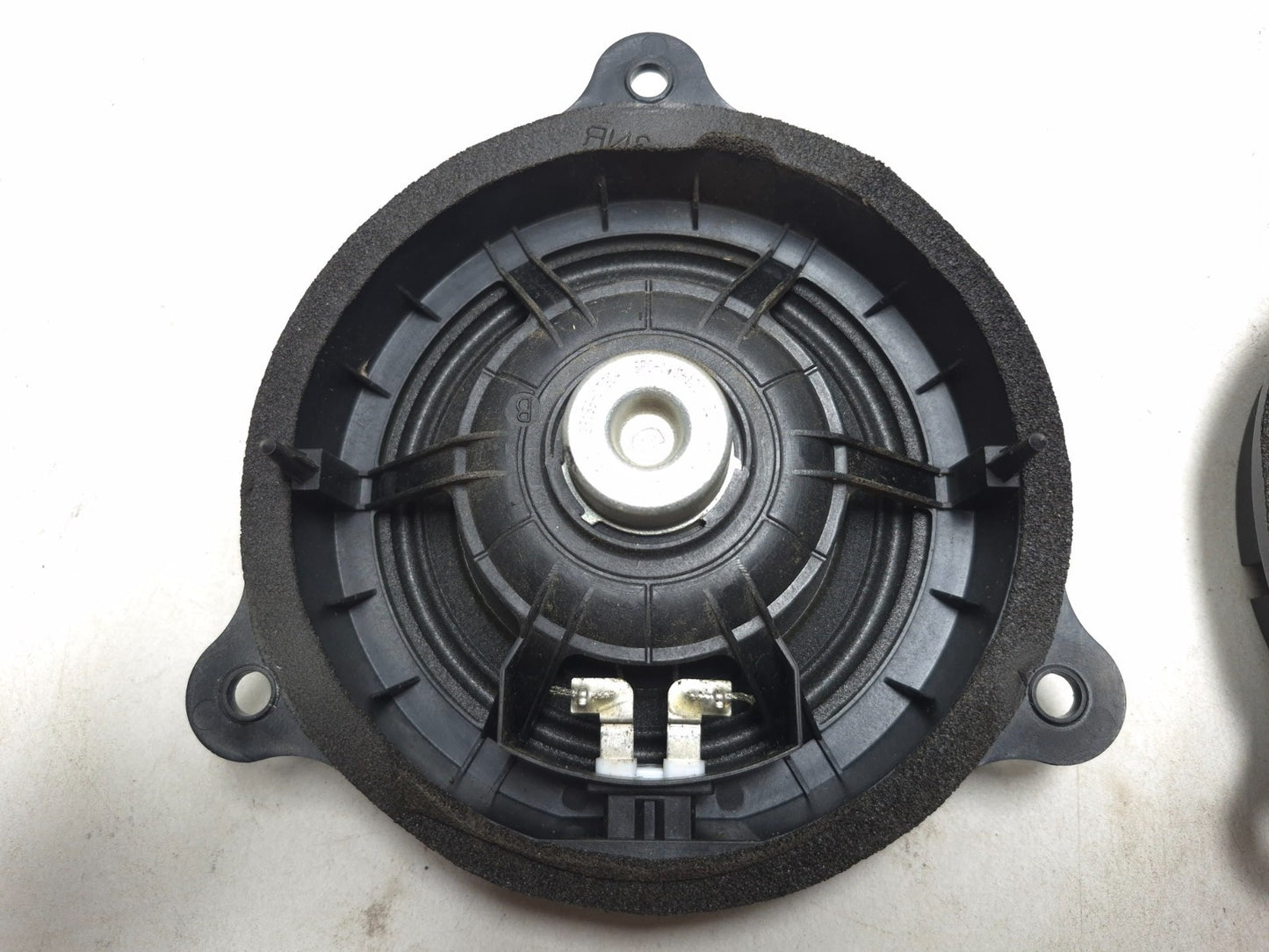 2012 Nissan Leaf Door Audio Speaker Pair OEM
