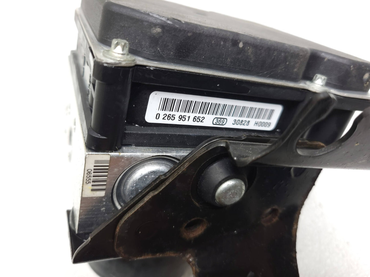 2015 Infiniti Q60 ABS Anti Lock Brake Pump OEM