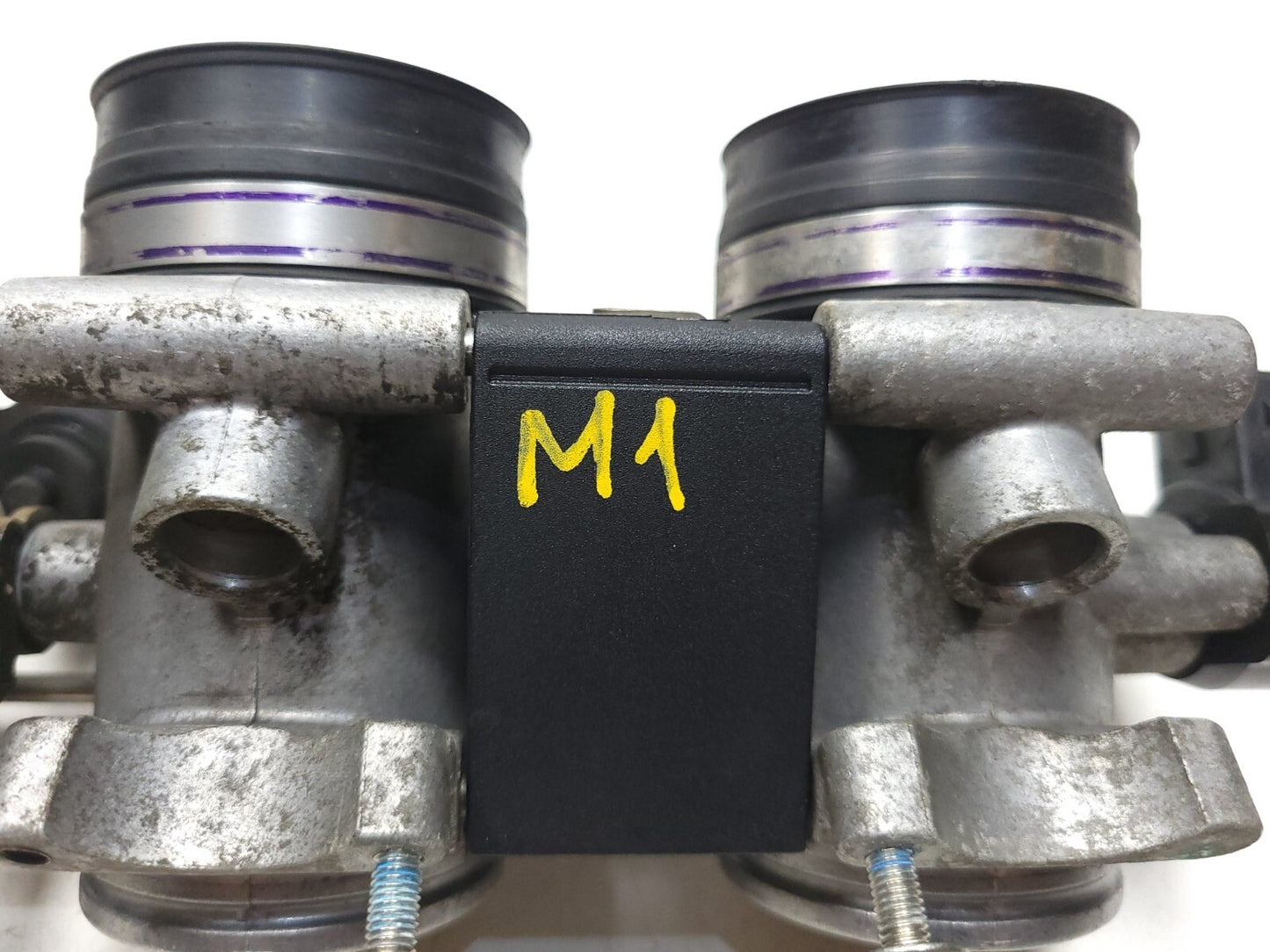 05-08 BMW K1200r K1200 Throttle Body  OEM