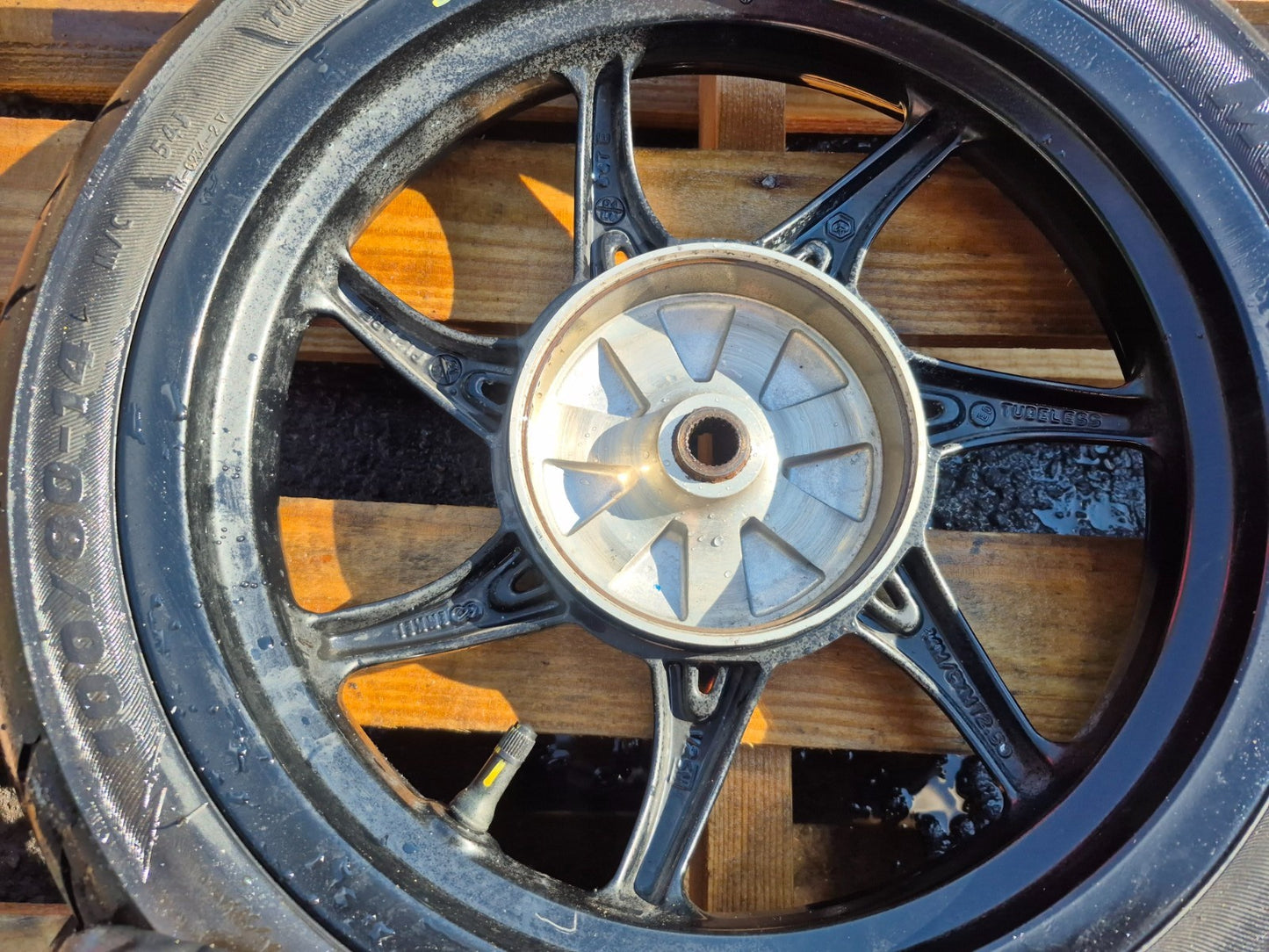 2022 Piaggio Liberty 150 Wheel Rim W/tire Front & Rear Pair OEM