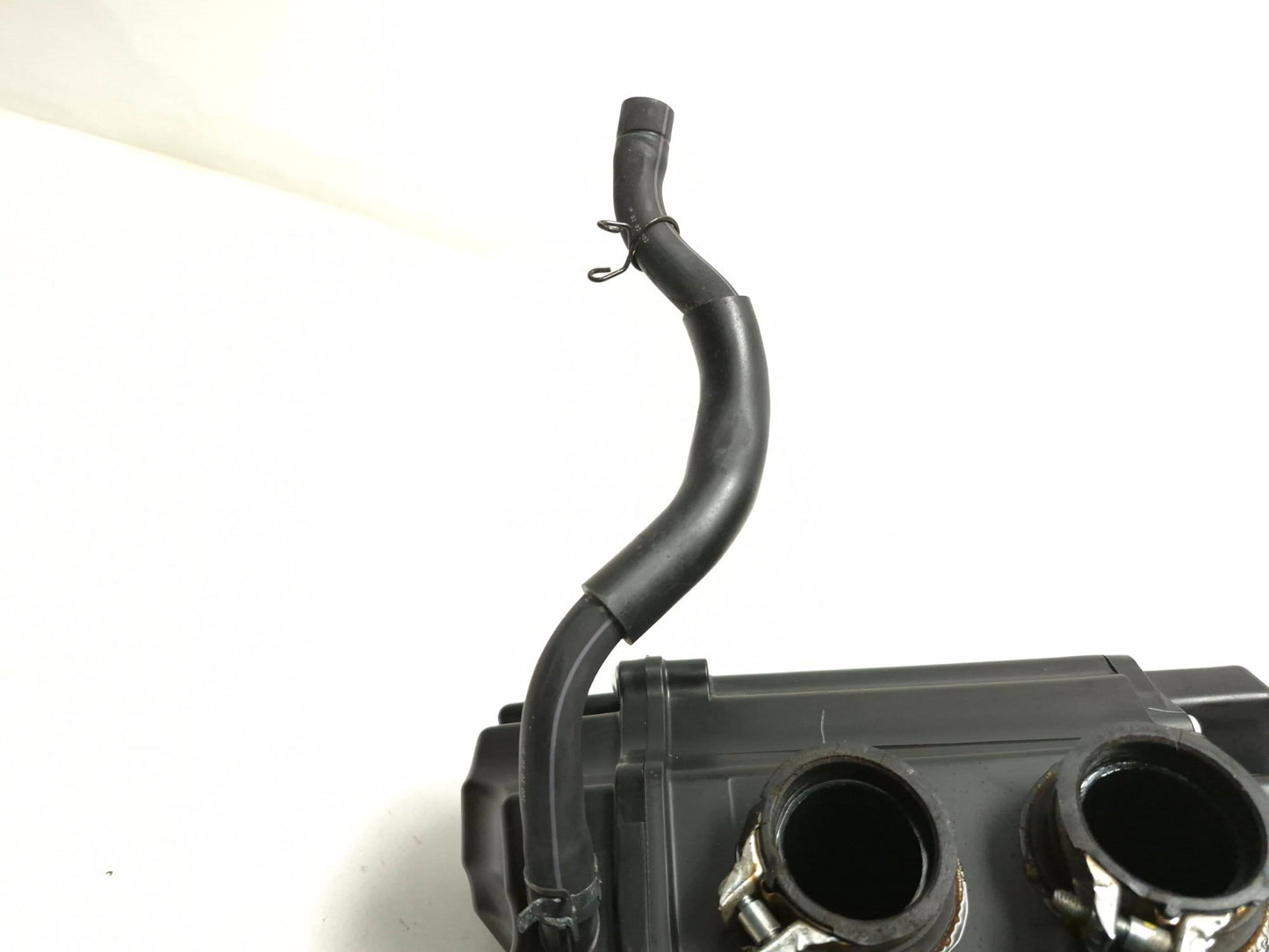 2017 Yamaha Yzf R3 Air Cleaner Box OEM