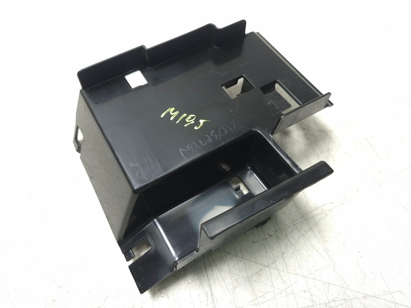 2019 Kawasaki Z400 Er400d Cdi Ecu Tray Cover OEM