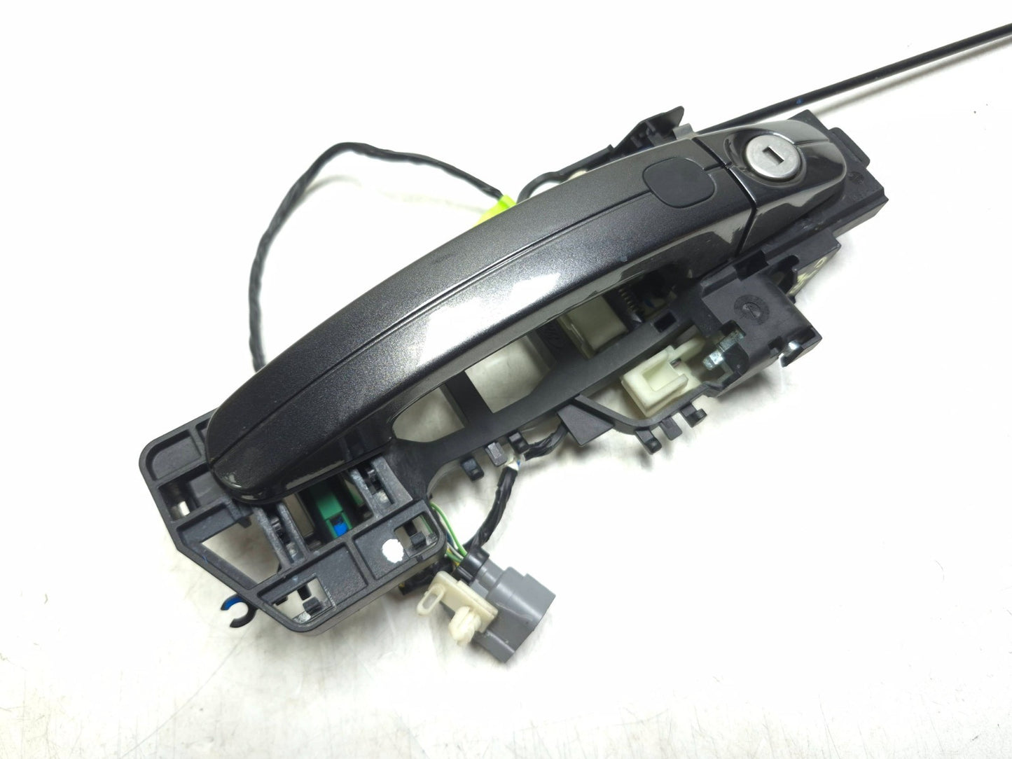2017 Ford Focus Exterior Door Handle Front Driver Side Left OEM