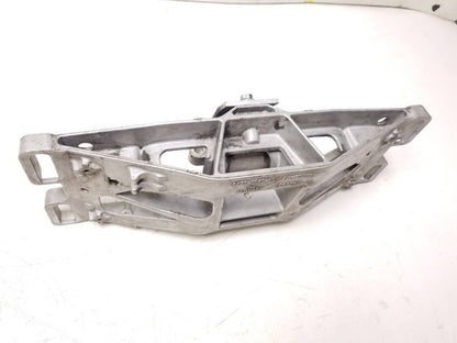 Jaguar Xe 2017 2.0l Automatic Transmission Mount Support Bracket OEM