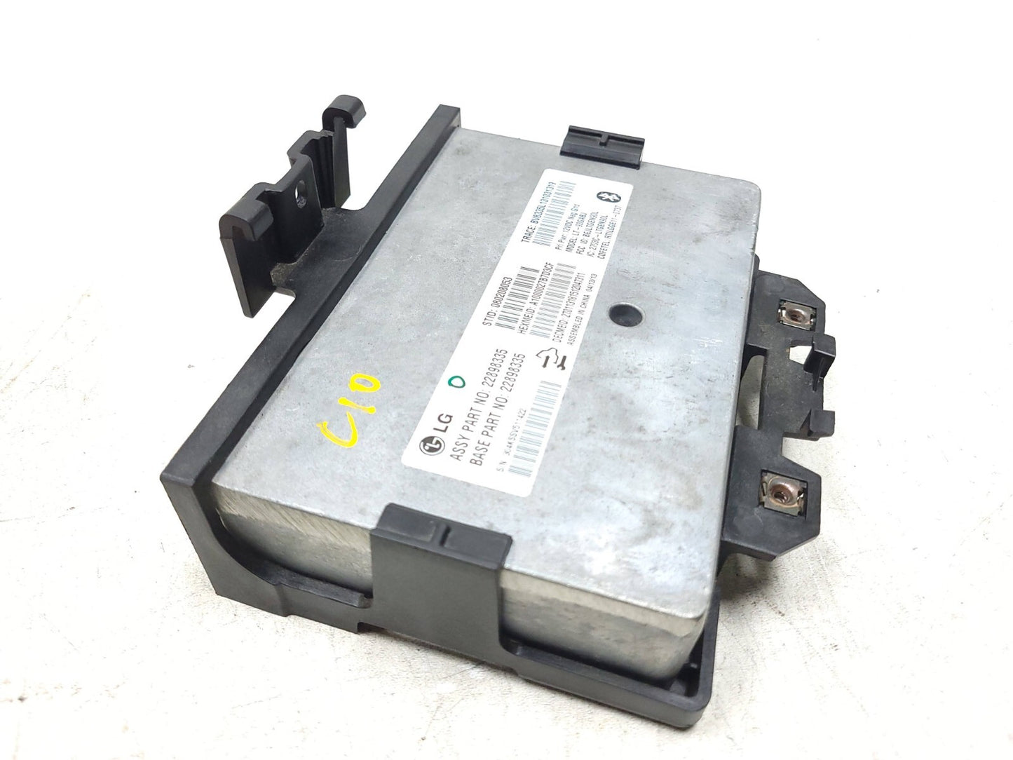 2010 - 2014 Chevrolet Suburban Communication Interface Module Assembly OEM