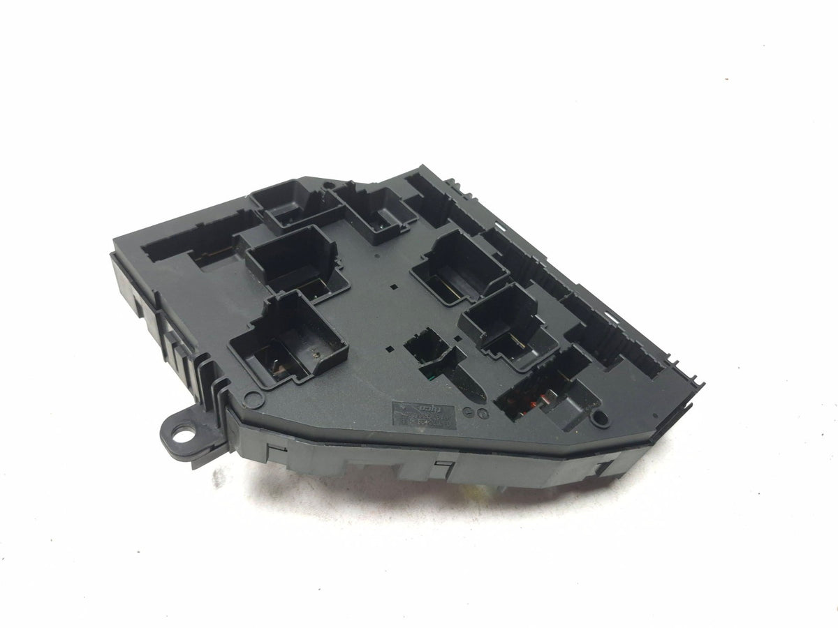 2011 BMW 750li Rear Power Fuse Relay Distribution Box 9234423 Oem✅