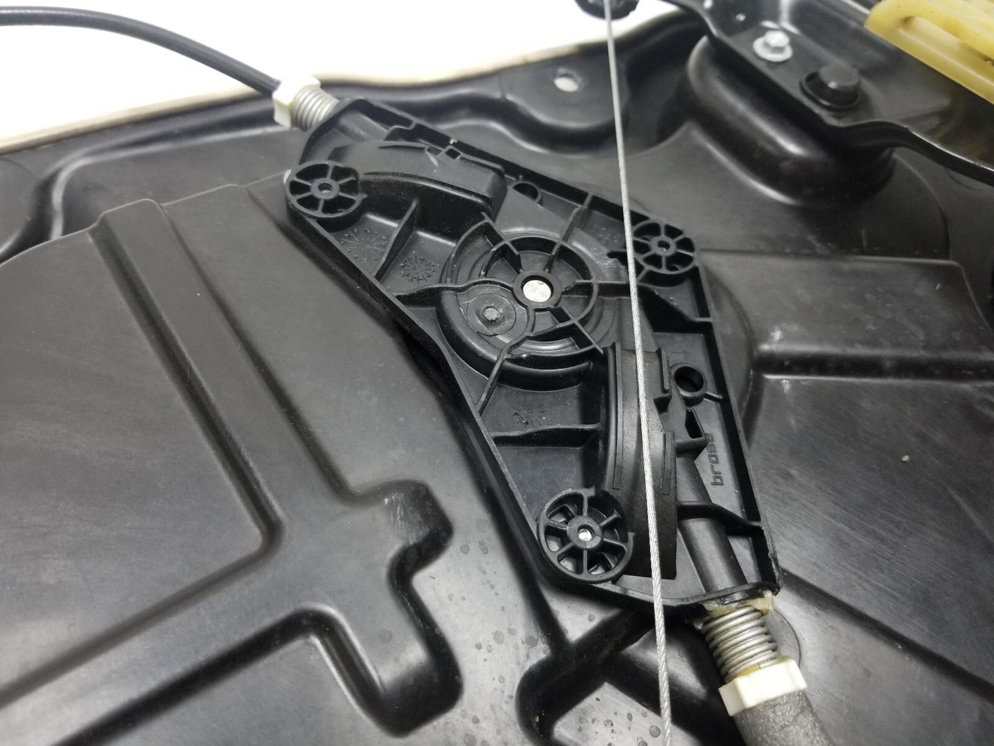 2016 Dodge Durango Front Door Window Regulator Panel Passenger Side Right OEM