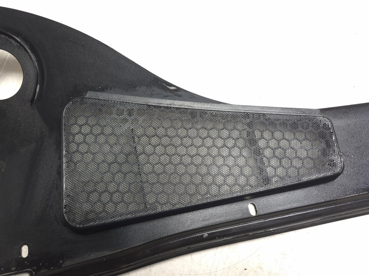 2017 Ford Focus Front Windshield Wiper Cowl Trim Cover OEM