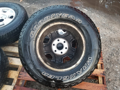 2013 Tahoe Suburban Silverado Express Wheels 265/70r17 11.5/32" 4pcs OEM ✅