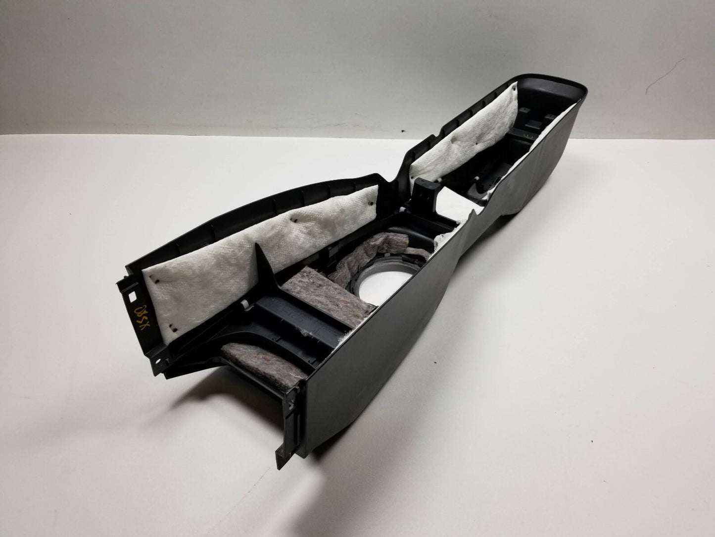 2008 Suzuki Sx4 Center Console Trim W/ Cup Holder OEM