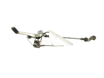 2004 Yamaha Fz6 S Gear Shift Lever W/ Left Footrest Bracket Assy OEM