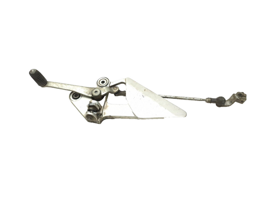 2004 Yamaha Fz6 S Gear Shift Lever W/ Left Footrest Bracket Assy OEM
