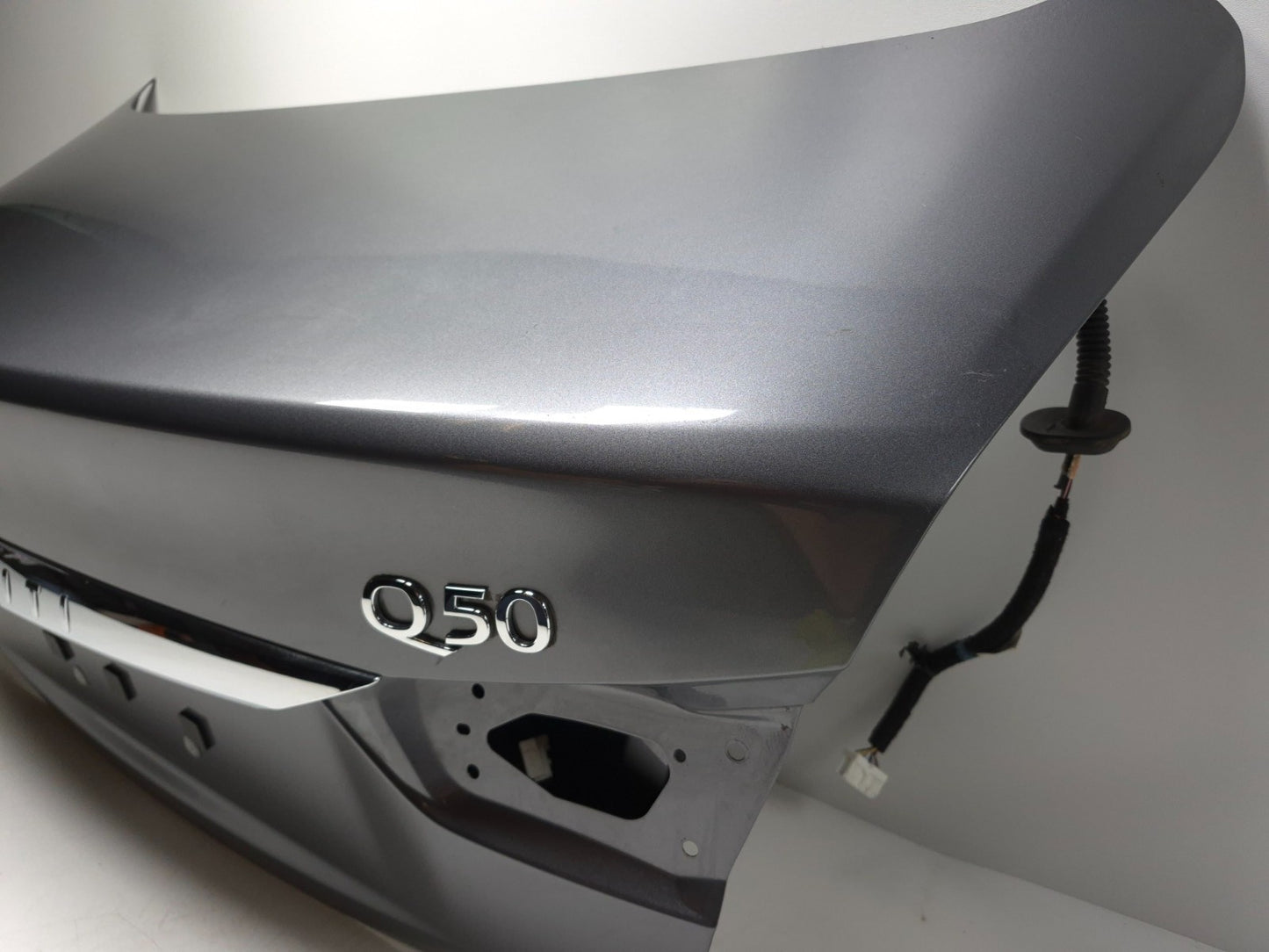 2020 Infiniti Q50 3.0t Luxe Trunk Deck Lid Shell OEM