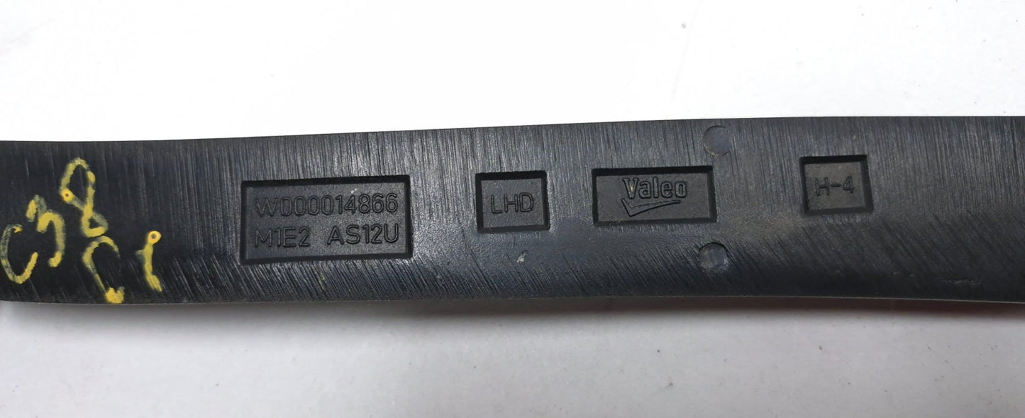 2015 Nissan Juke Windshield Wiper Arm Pair OEM