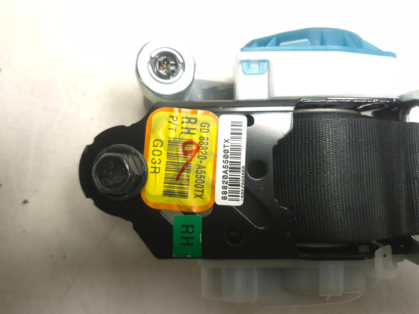 2017 Hyundai Elantra Gt Front Passenger Seat Belt Retractor OEM