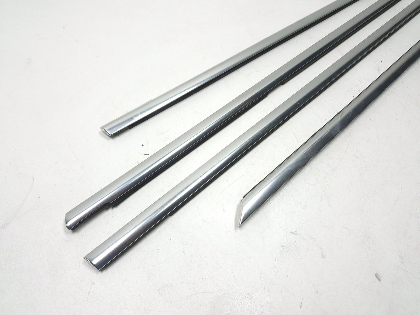 2011 BMW 750li Door Window Belt Seal Molding 4pcs Oem✅