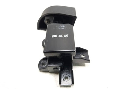 17 18 Kia Forte Glove Box Opener Release Button OEM