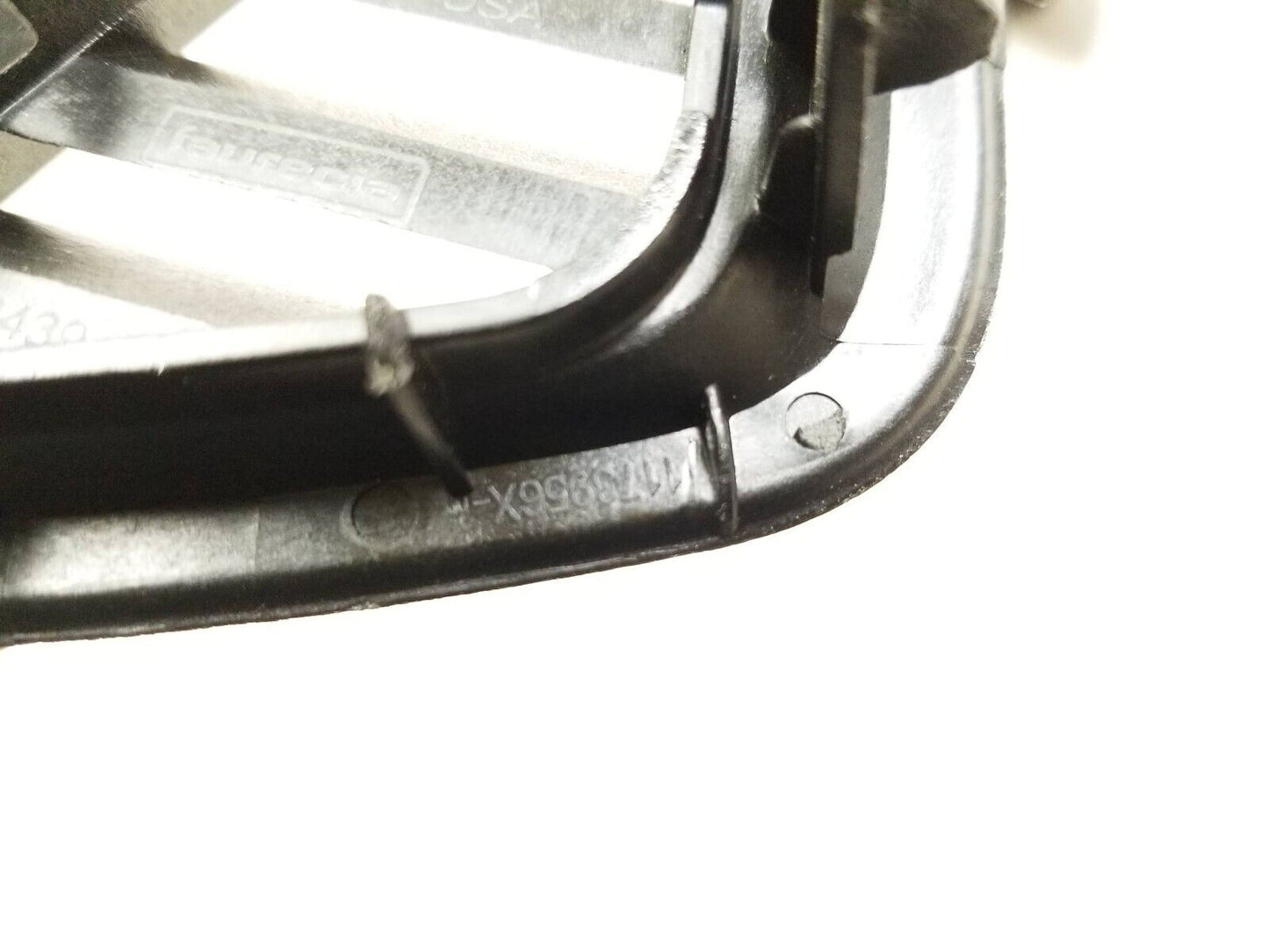 14-18 BMW X5 F15 Dash Side Defroster Air Vent Pair OEM 89k Miles✅