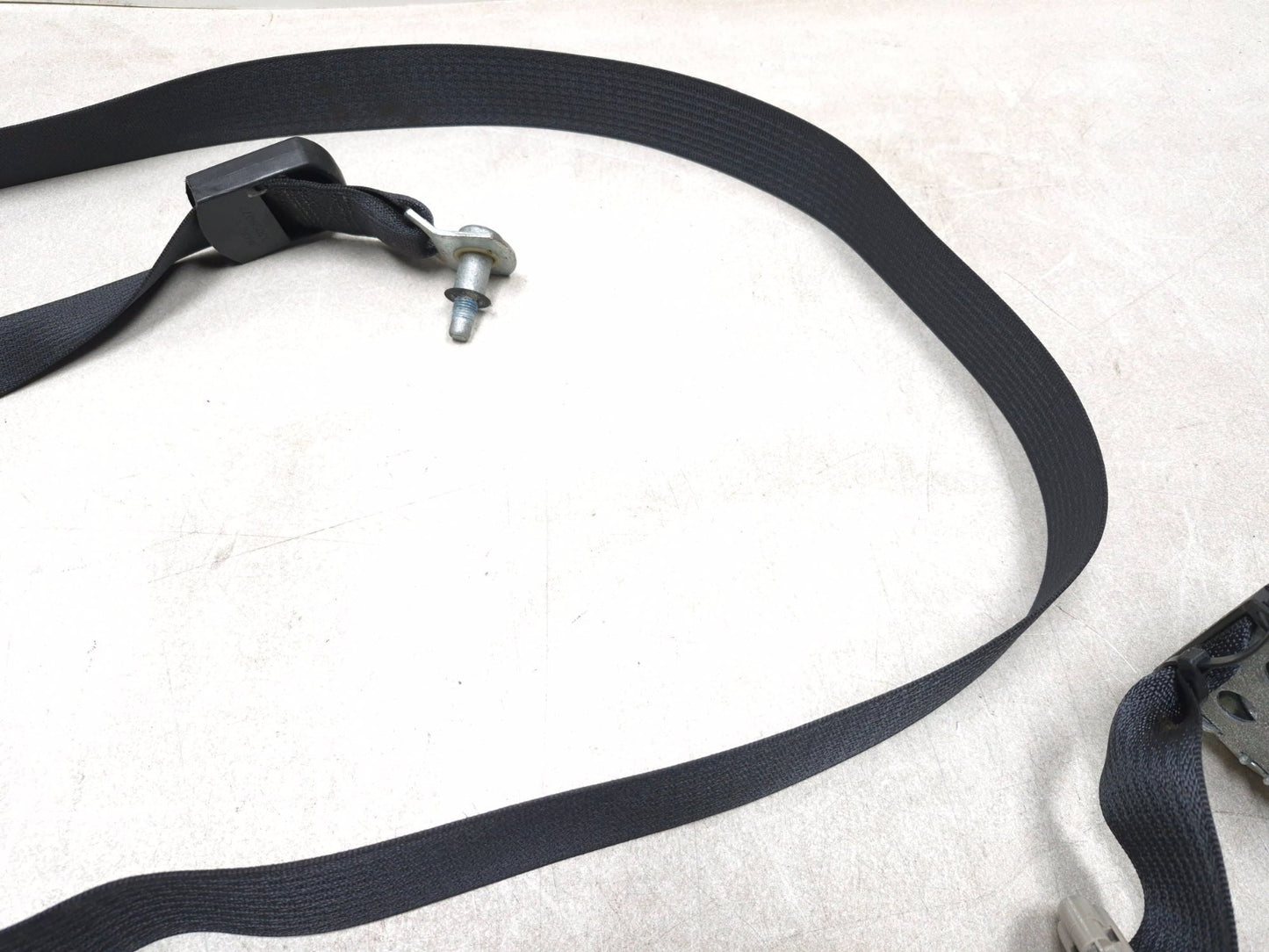 2013 Dodge Grand Caravan 2row Seat Belt Retractor Pasenger Side Right Oem✅