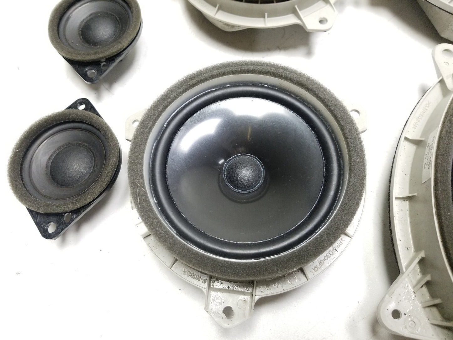 11-17 Lexus CT200h Dash & Door Speaker 7pcs Oem✅
