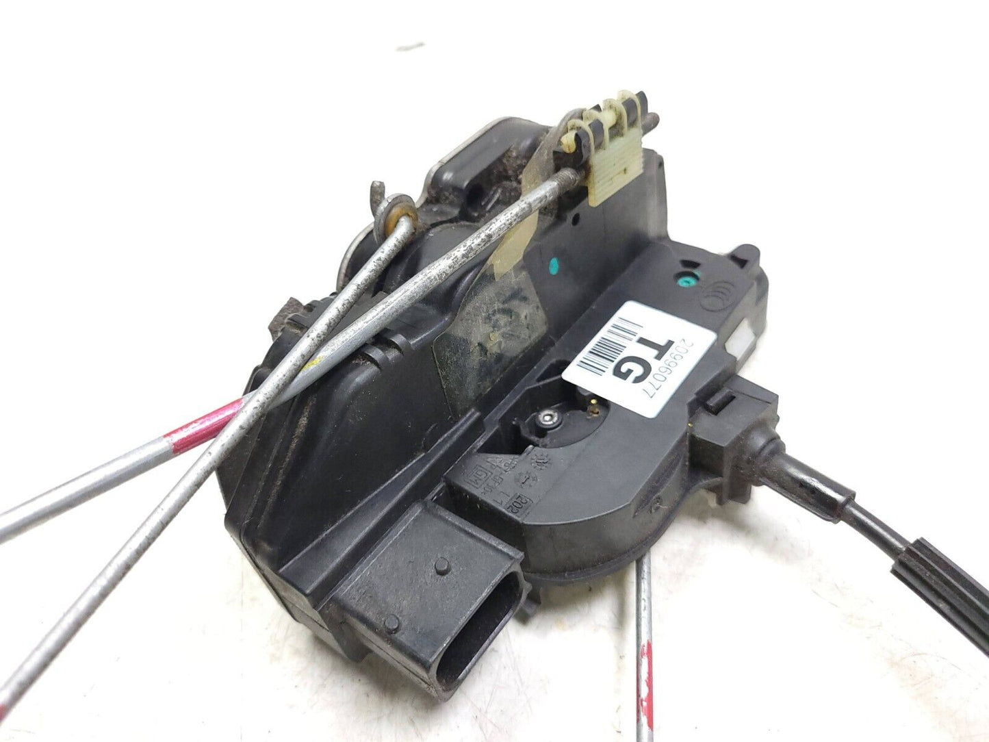 2010 - 2017 Chevrolet Equinox Door Lock Actuator Front Driver Side Left OEM