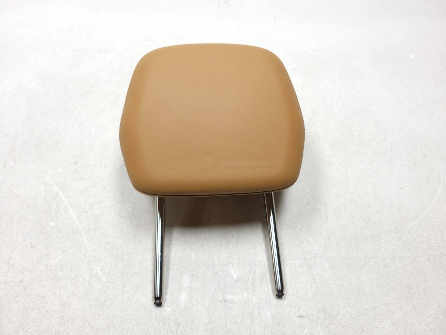 2013 Porsche Cayenne Rear Seat Headrest 3pcs OEM
