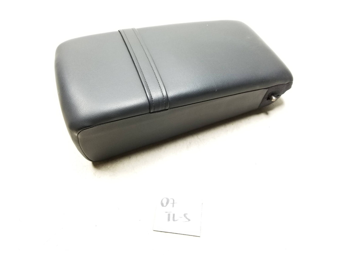 2007 Acura Tl Type S Rear Seat Armrest w/ cup holder OEM