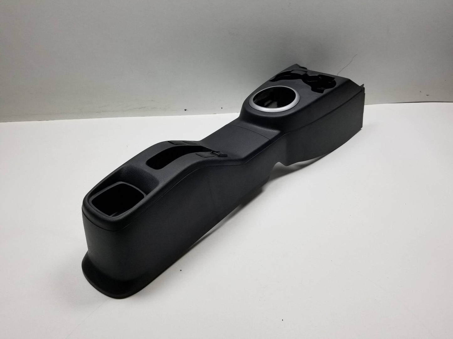 2008 Suzuki Sx4 Center Console Trim W/ Cup Holder OEM