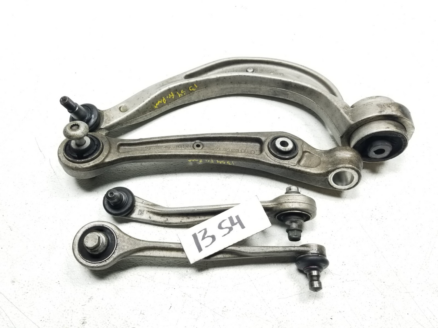 2013 Audi S4 Front Control Arm Right Passenger Side 4 Pcs OEM