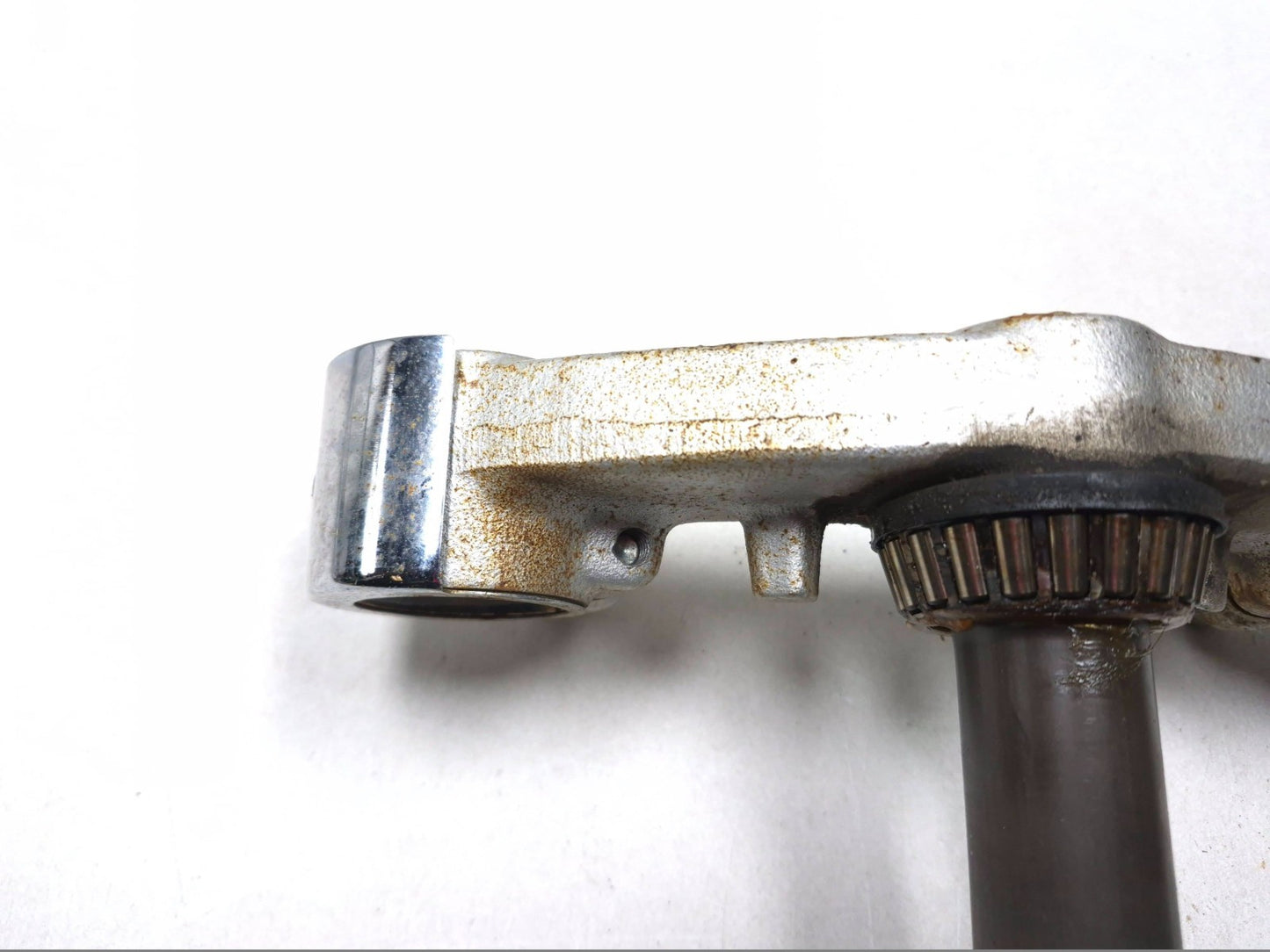 1996 Yamaha Virago Xv750 Front Holder Fork Under Triple Tree OEM