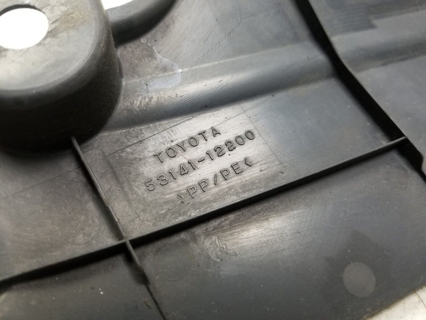 08 - 15 Scion Xb Radiator Cover Baffle 53141-12200 OEM