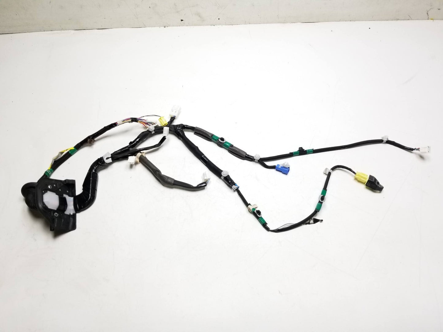 11-17 Lexus CT200h Front Door Wire Harness Driver Side Left OEM