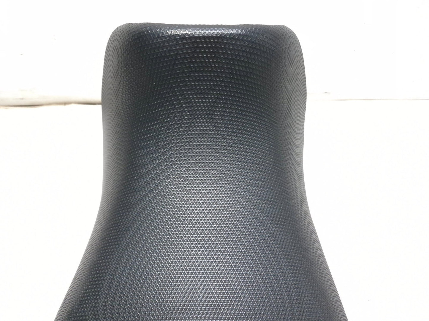2001 Suzuki Gsx 750f Katana Seat OEM