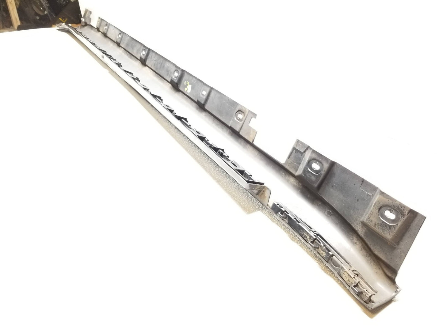 2012 BMW 750li Xdrive Skirt Rocker Panel Molding Right Passenger Side OEM