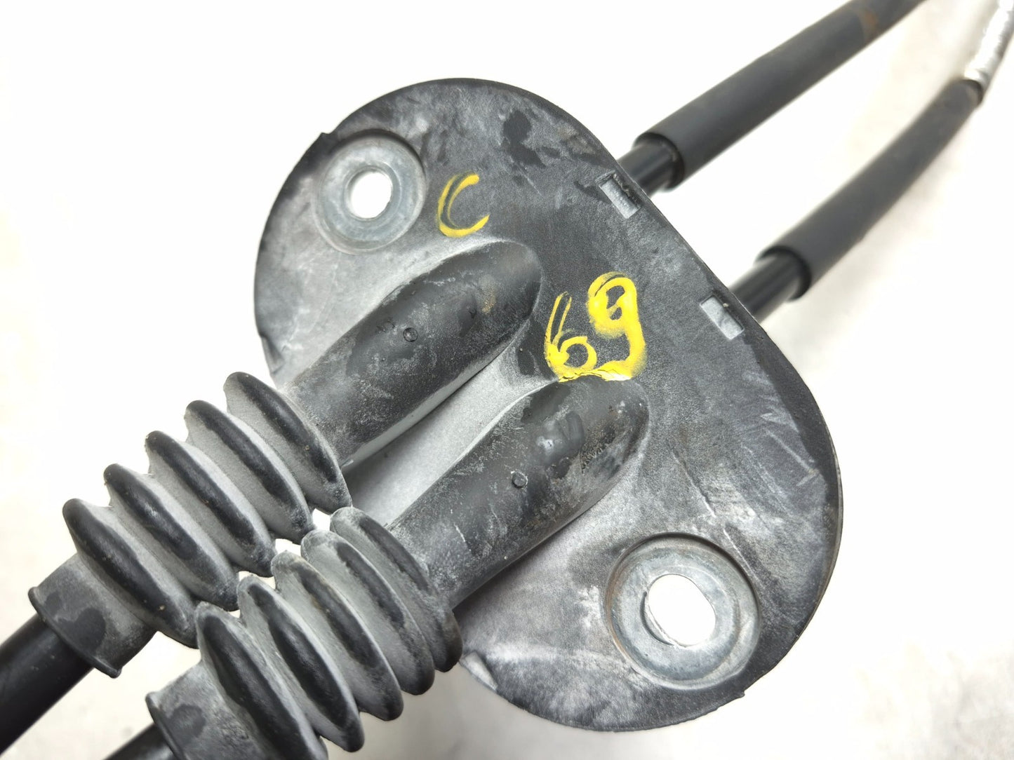 2013 Ford Focus Manual Transmission Shifter Cable  OEM