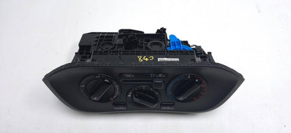 2015 Nissan Juke AC Heater Control Panel 275101km0a OEM