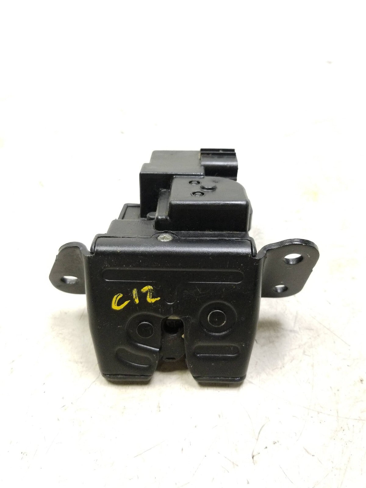 2011 - 2016 Kia Sportage Tailgate Lock Latch Actuator OEM