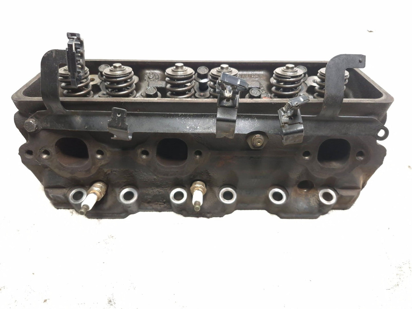 Yale Forklift V6 4.3l Engine Cylinder Head Left & Right Pair OEM
