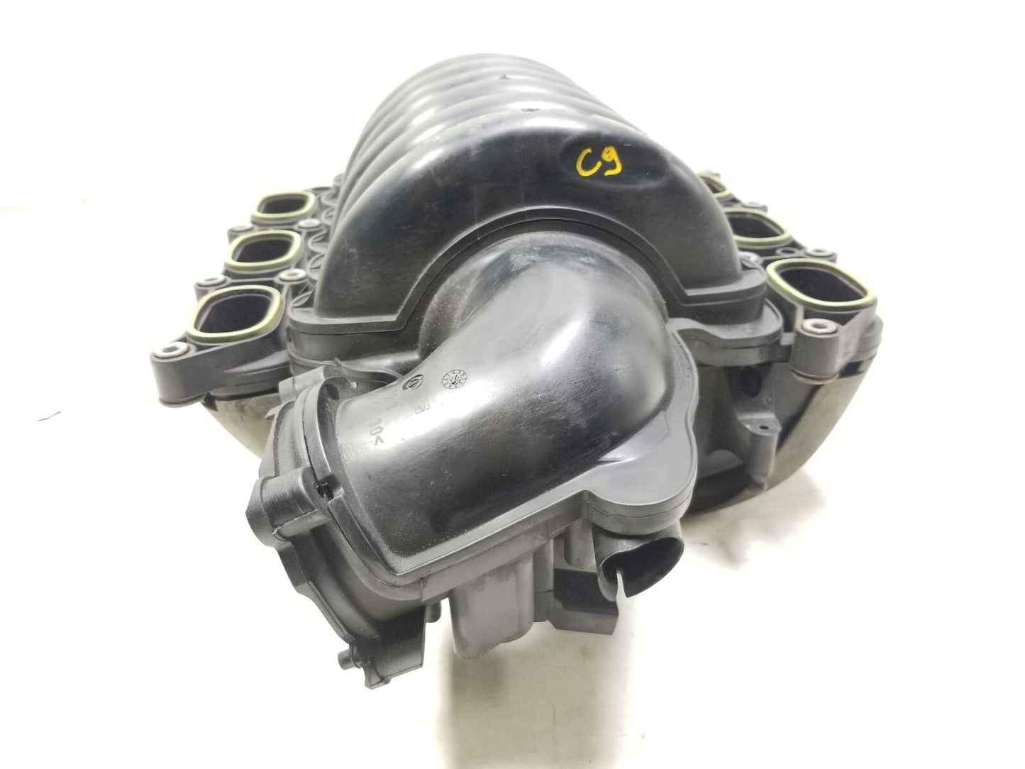 2009 - 2012 Audi Q5 Intake Manifold 3.2l OEM