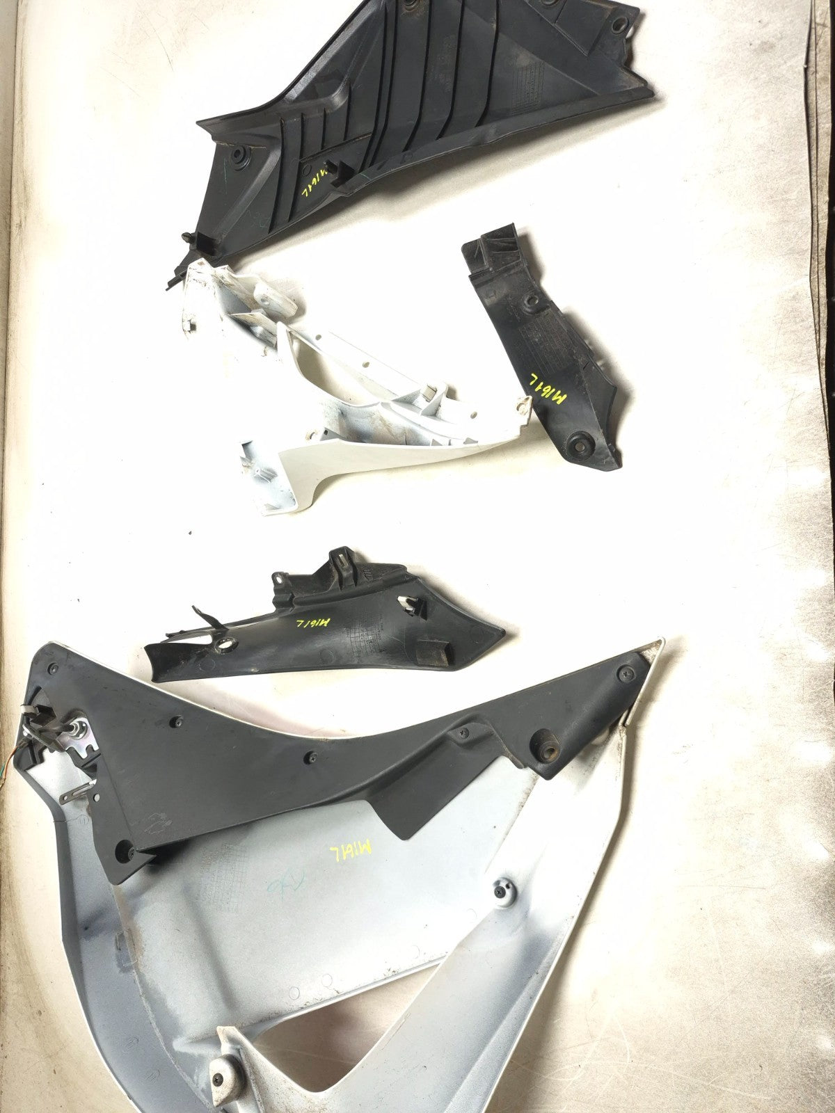 2013 Honda Cbr250 Left Side Fairing Cowl Panel 5psc OEM