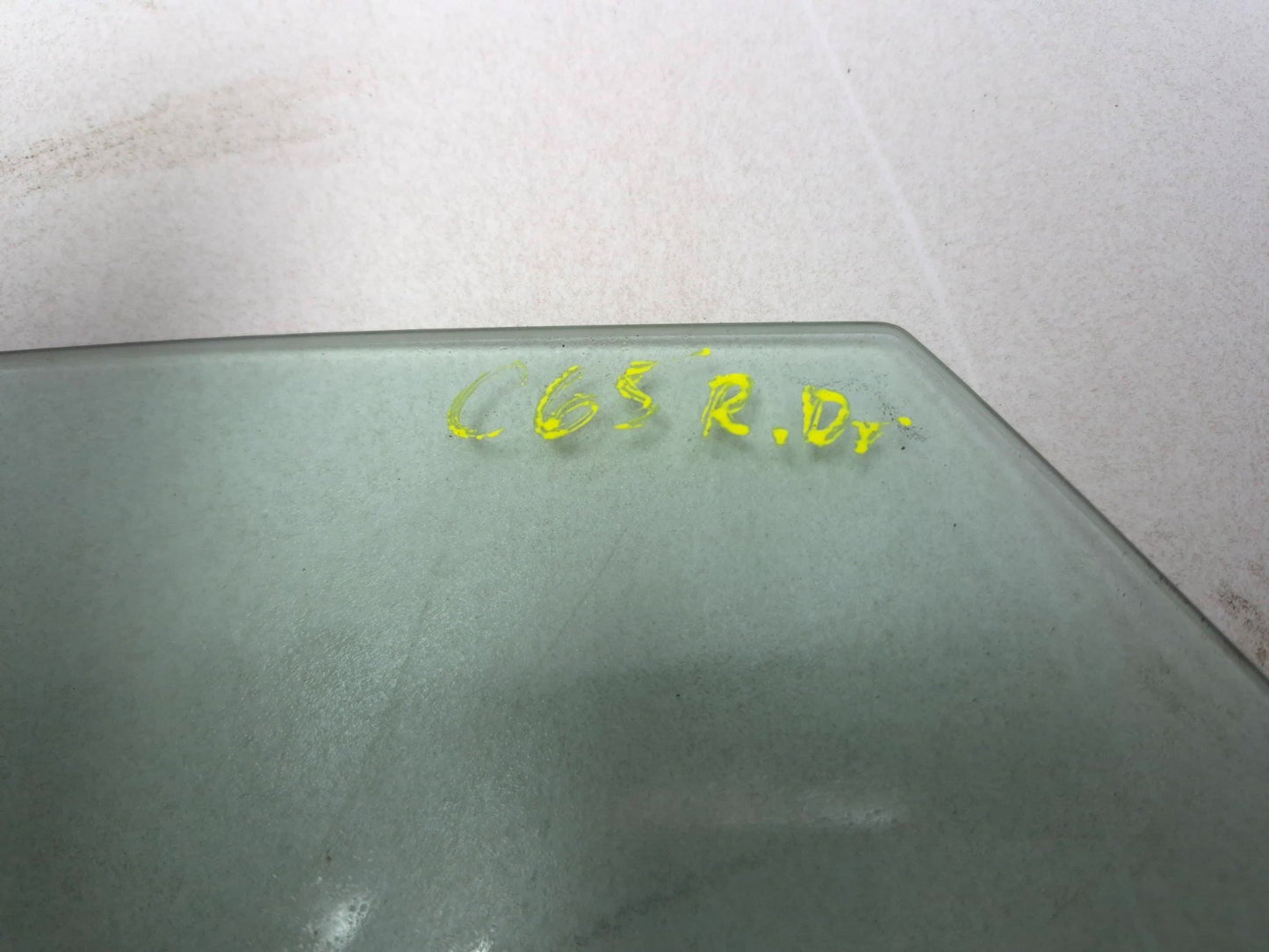 2019 Hyundai Kona Rear Door Window Glass Left Driver Side OEM