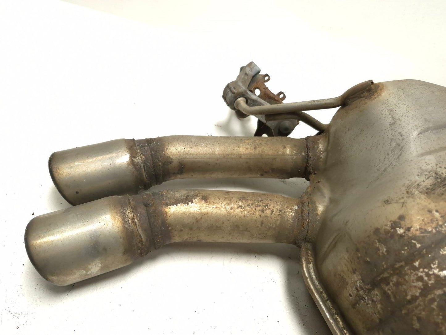 2011 Volkswagen Tiguan Rear Exhaust Muffler OEM